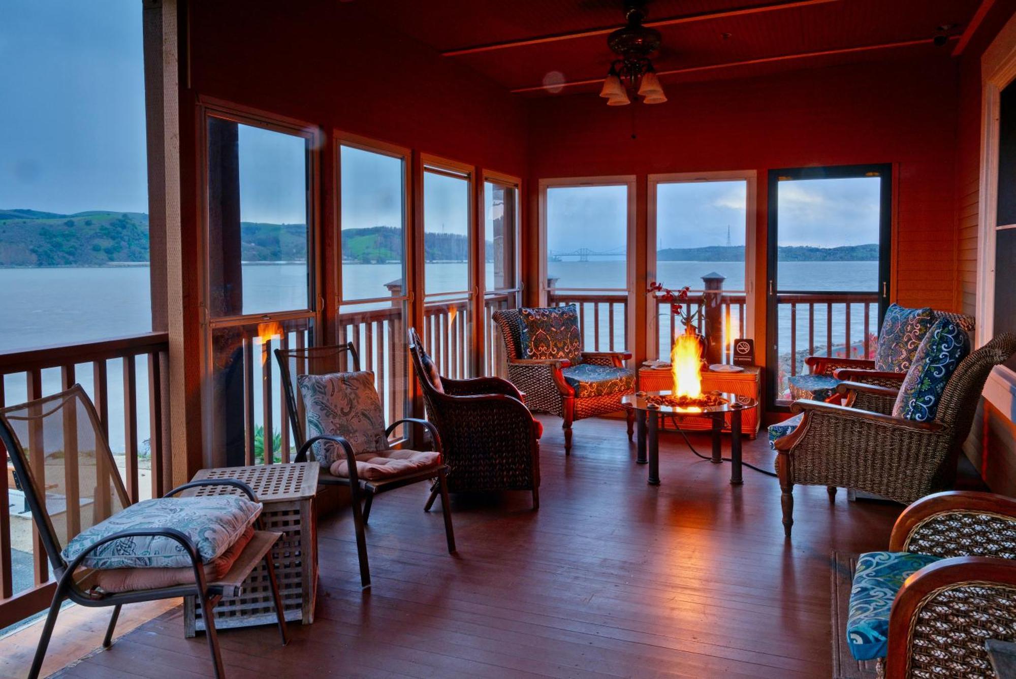 Shorelight Inn เบนิเชีย ภายนอก รูปภาพ
